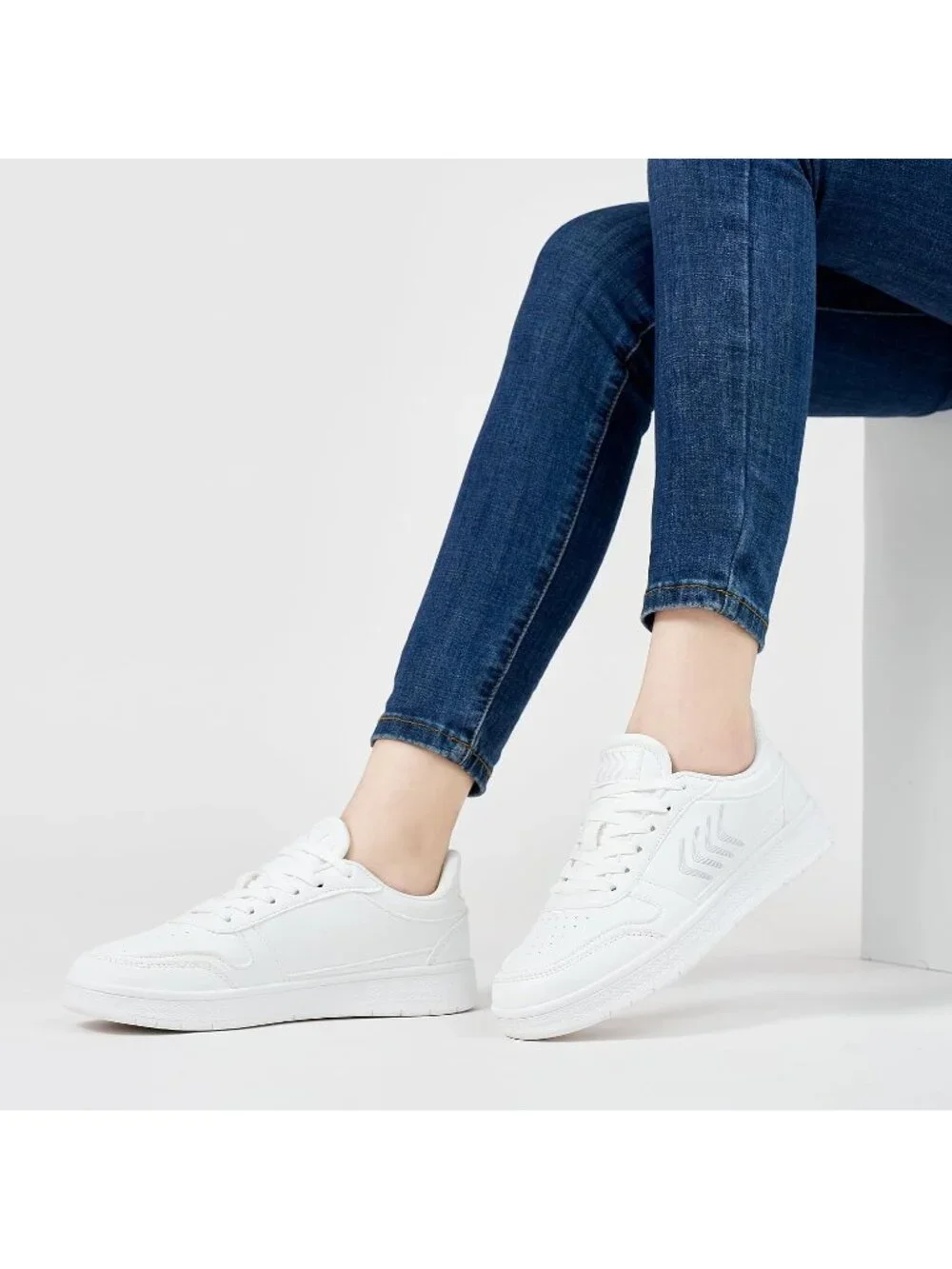 Women's White Lightweight Slip On Comfortable Chic Color Casual Fashion Sneaker